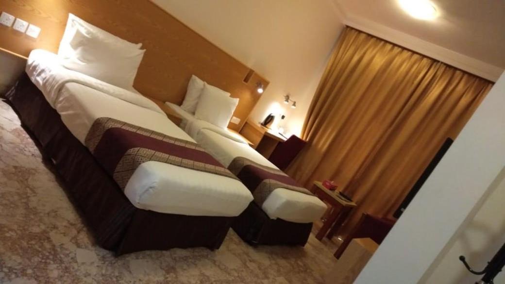 Al Reef Hotel マスカット エクステリア 写真